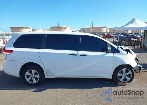 2011 Toyota Sienna Base V6 из США, поврежденный, VIN 5TDZK3DC5BS164903